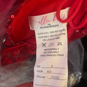 RED PROM DRESS ONLY WORN TWICE!!!